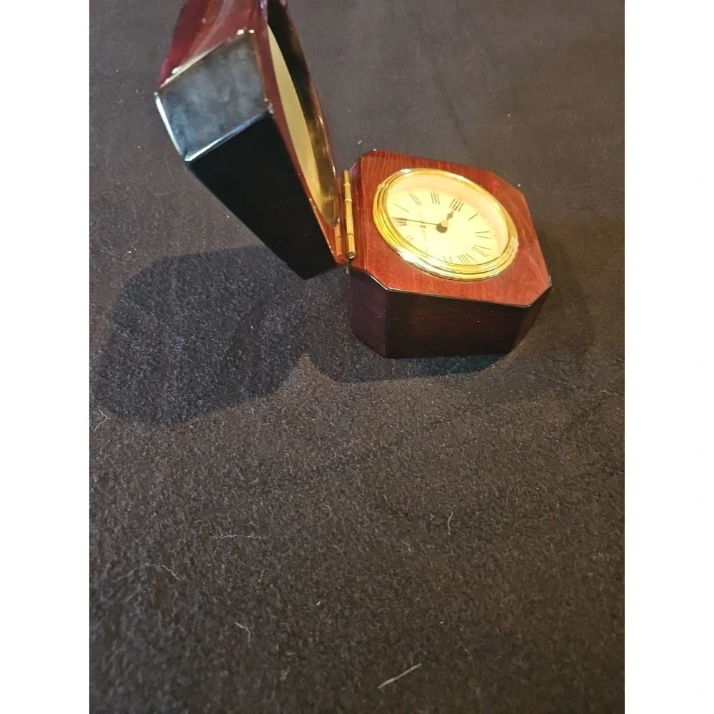Howard Miller Polish Rosewood Desk Clock Hinge Top Box‎ Gold Metal Glass 645-392
